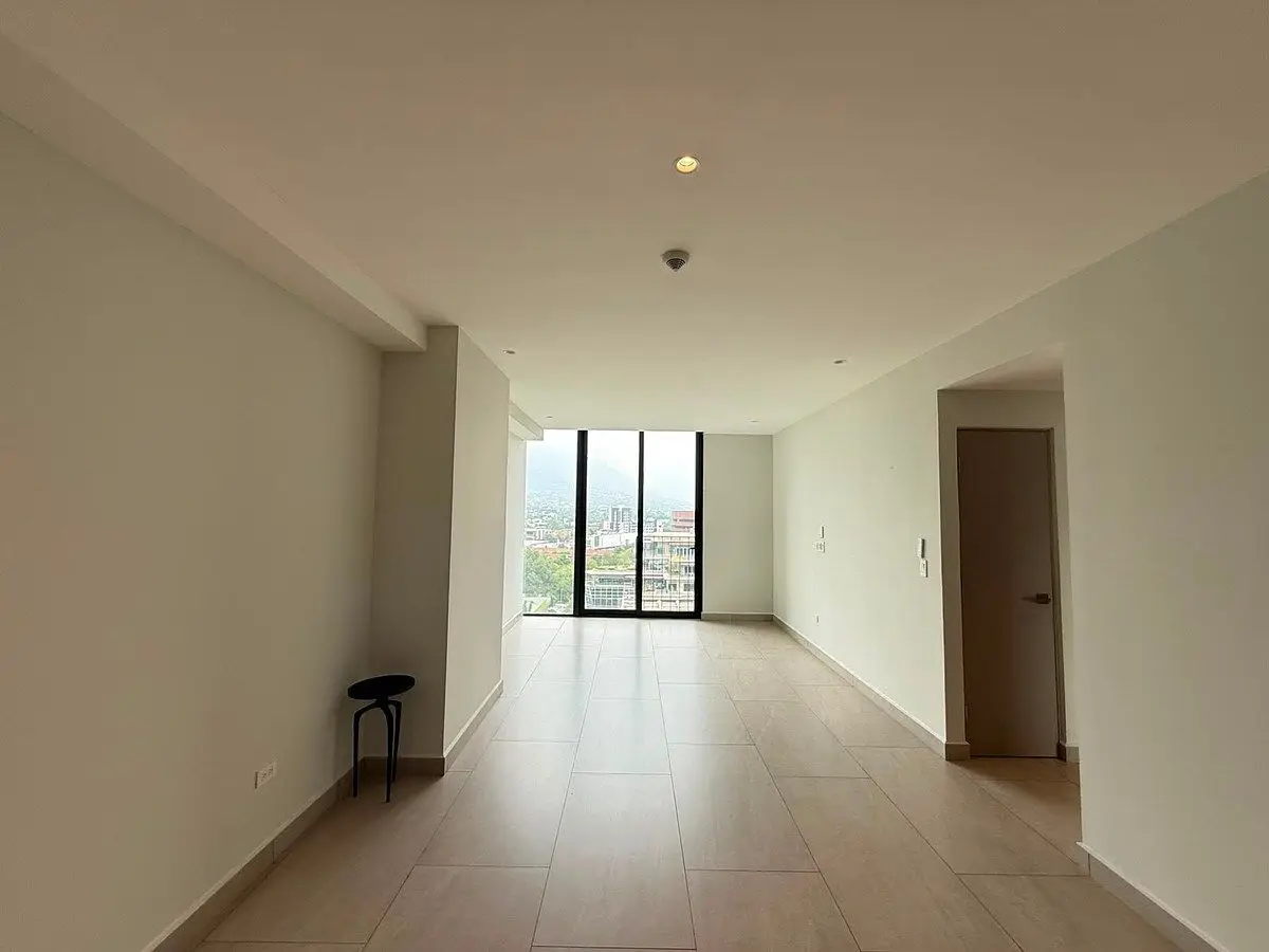 Departamento en Renta en Torre Dana, Arboleda | 2 Recámaras — foto 4