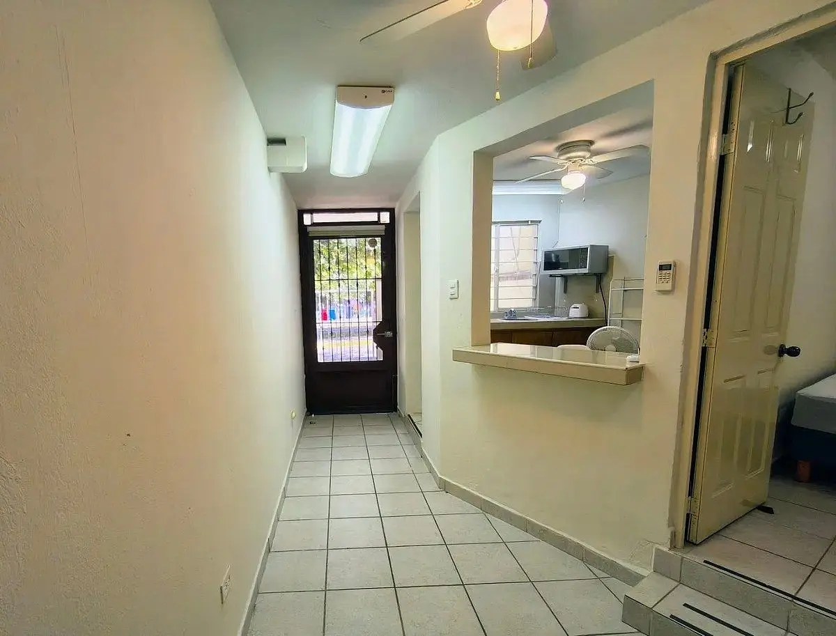 Departamento en RENTA Amueblado Planta baja Vista Hermosa Monterrey