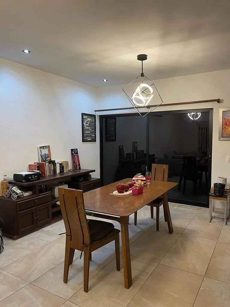 Casa en RENTA Amueblada en priv Zona San Nicolás cerca a Plaza Anahuac — foto 3