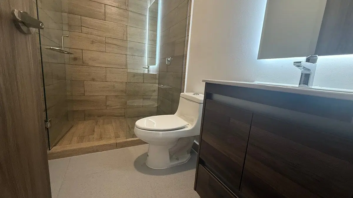 Departamento en renta a estrenar Amueblado zona Cumbres, plaza Sikara, Monterry — foto 6