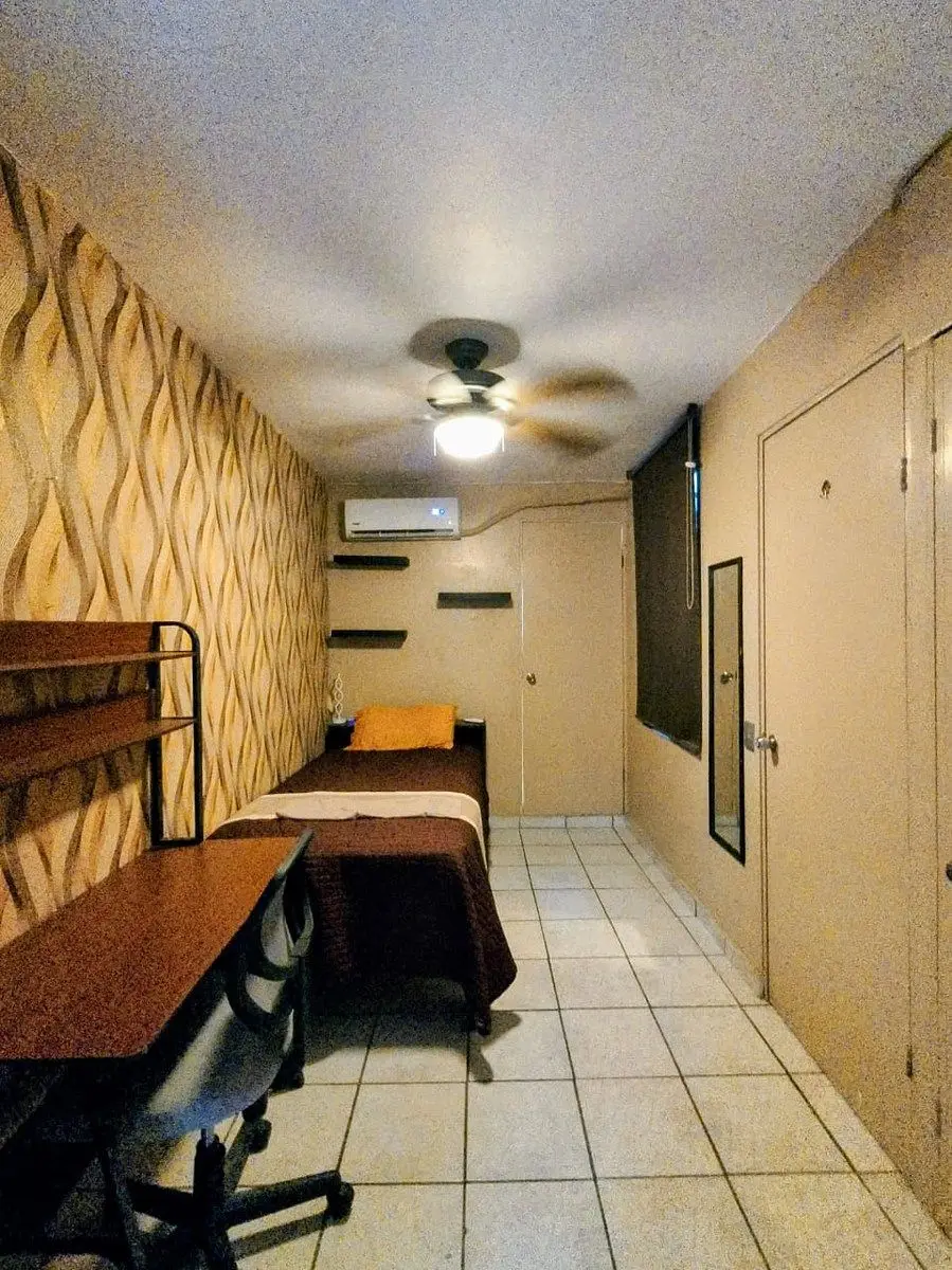 Cuarto en Renta con entrada independiente en Col. Vista Hermosa — foto 2