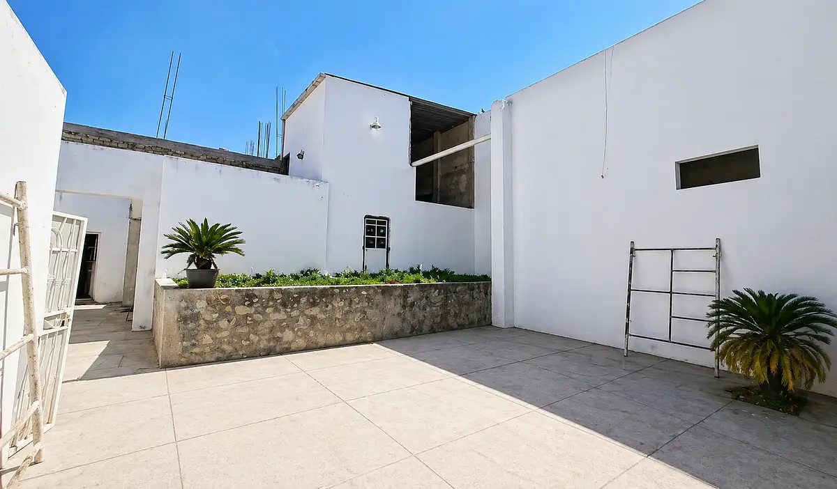 Excelente oportunidad de terreno con bodega construida en venta — foto 3