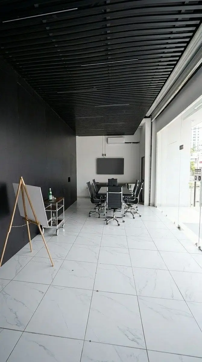 Local comercial de alto nivel en arcos Vallarta — foto 3