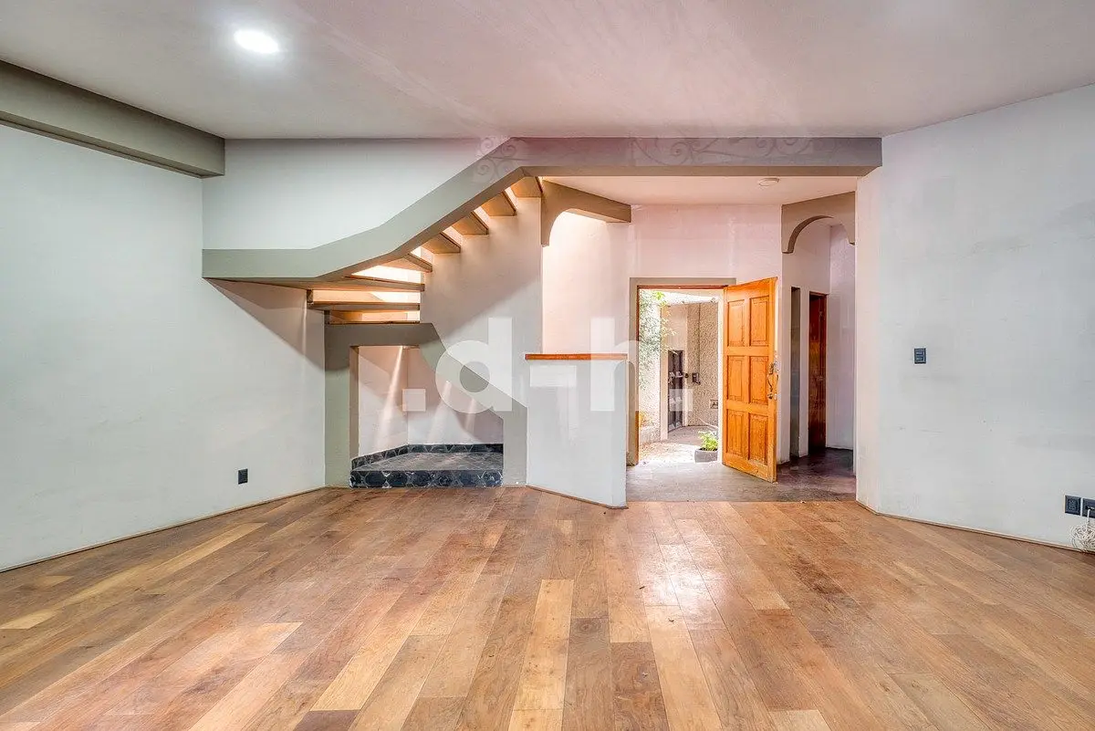 Casa con uso de suelo comercial en Centro de Coyoacán — foto 4