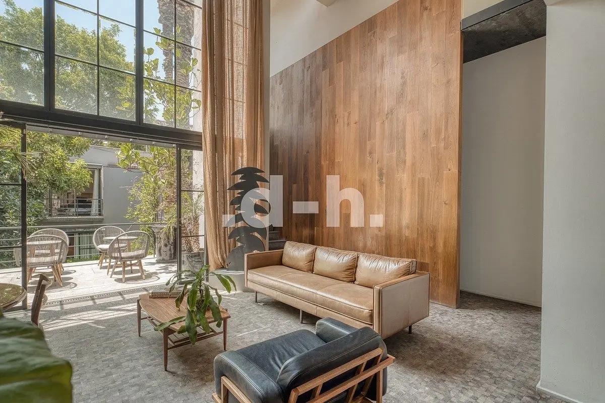 Venta Casa Histórica Remodelada con Jardín, Terrazas y Permiso de Hotel — foto 5