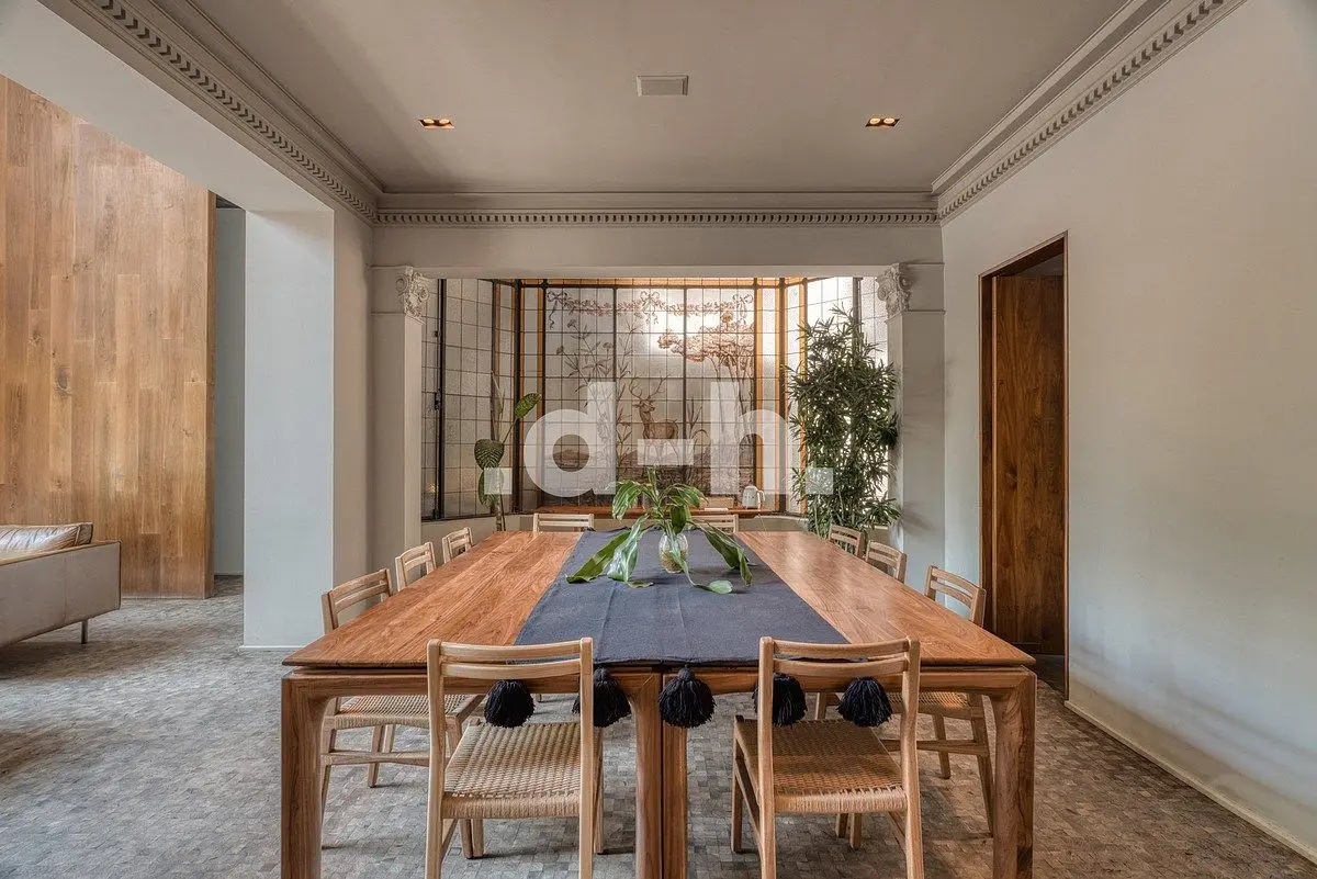 Venta Casa Histórica Remodelada con Jardín, Terrazas y Permiso de Hotel — foto 7