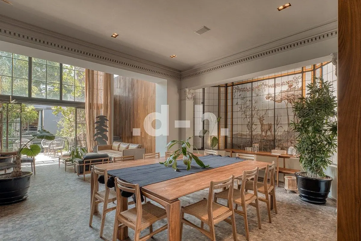 Venta Casa Histórica Remodelada con Jardín, Terrazas y Permiso de Hotel — foto 8