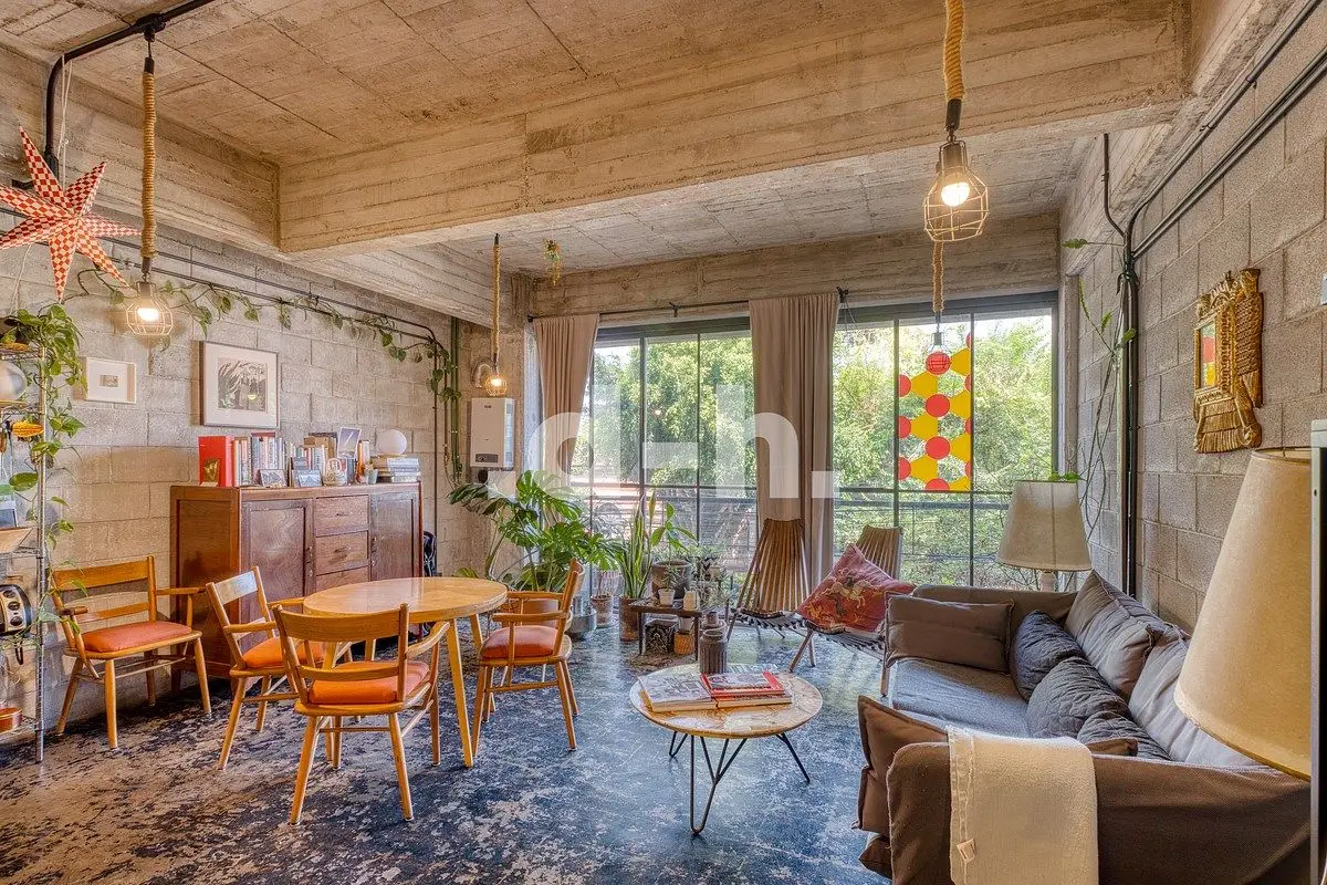 Venta Loft industrial con balcones Santa María la Ribera