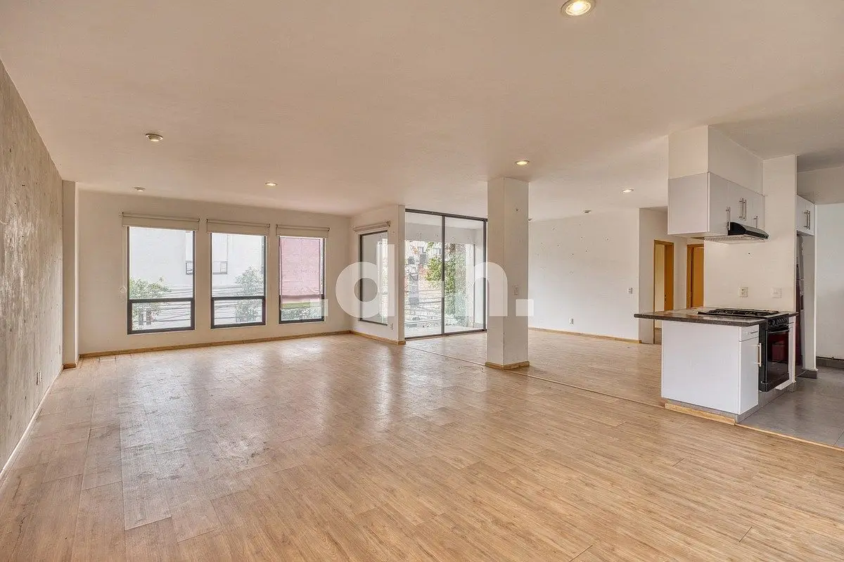 Venta Departamento exterior con balcón y grandes ventanales Roma Norte — foto 5