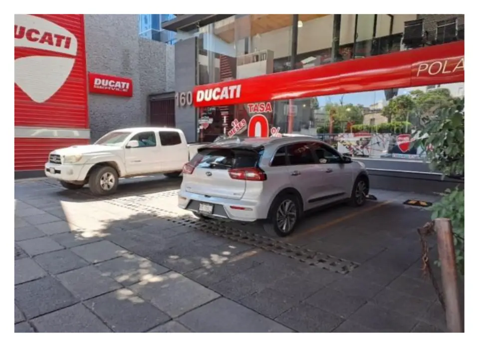 Edifico en Venta — foto 2