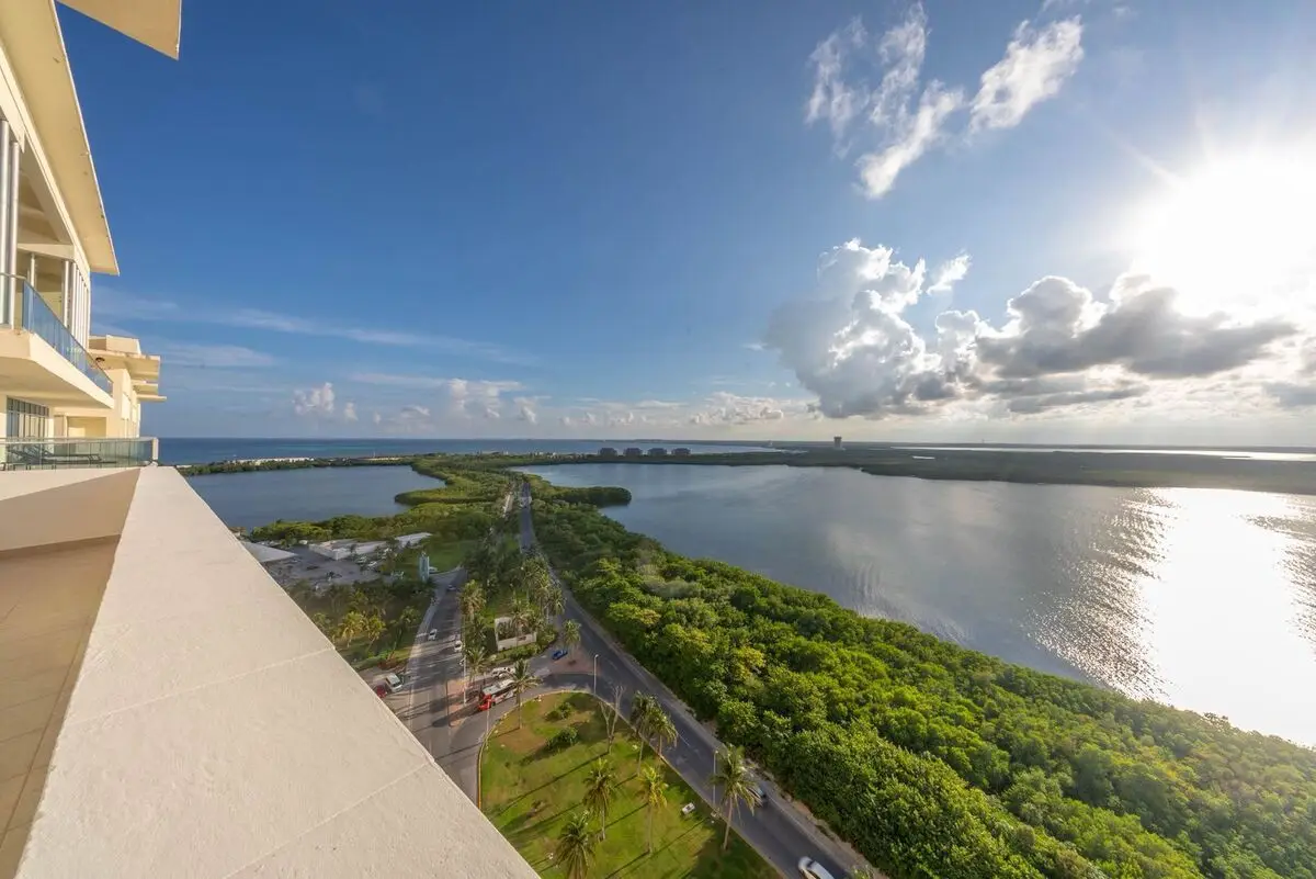 Penthouse de 2 pisos con 3 terrazas con espectacular vista al Mar Caribe — foto 2