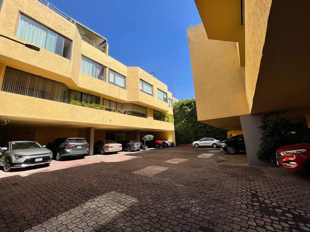 Venta o Renta Casa en Condominio en Tizapan San Angel — foto 2