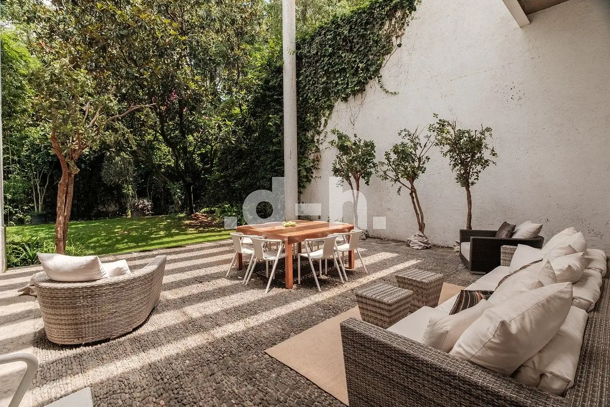 Venta de casa con jardín en San Ángel Inn — foto 6