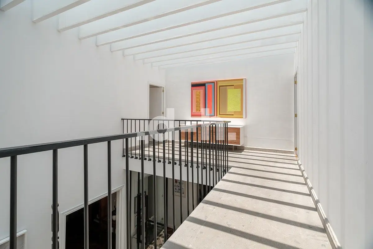 Venta Residencia Recién Remodelada con Amplio Jardín, Lomas de Chapultepec — foto 5