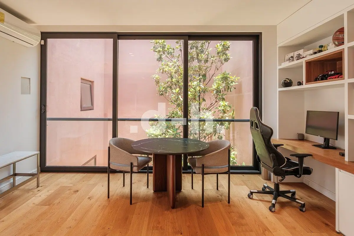 Venta Residencia Recién Remodelada con Amplio Jardín, Lomas de Chapultepec — foto 9