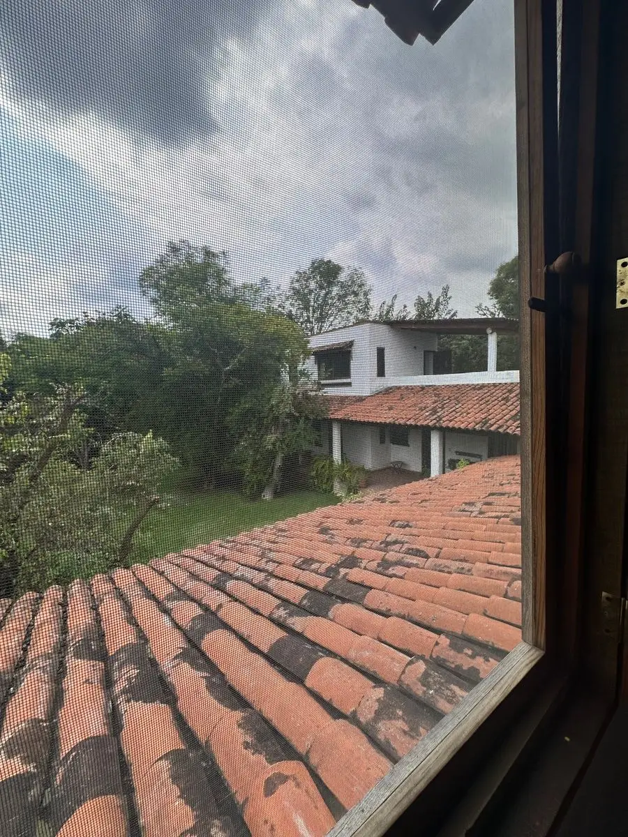 Casa con Amplio Jardín, Fracc. IMURI, Col. Lomas de Jiutepec, Morelos — foto 9
