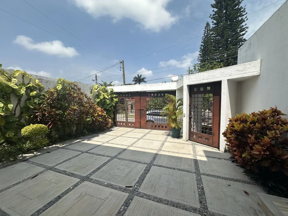 Casa con Vigilancia en Fracc. las Fincas, Jiutepec — foto 3