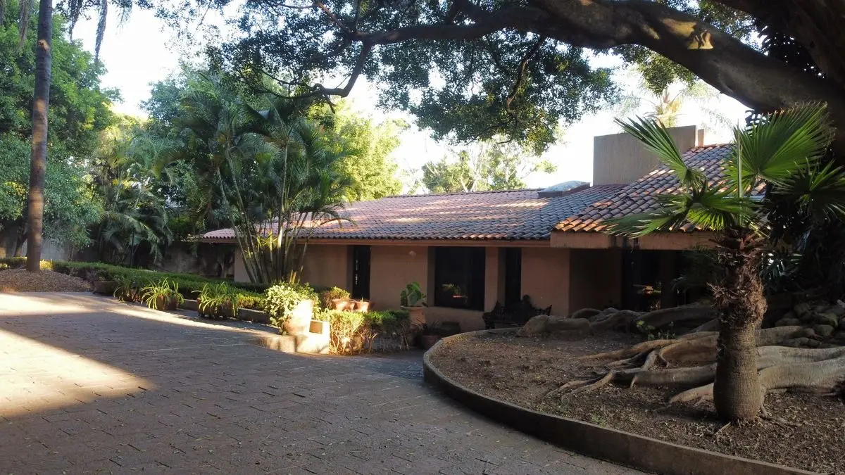 Oportunidad Casa en Fracc. con Vigilancia, Col. Lomas de Cortes — foto 5