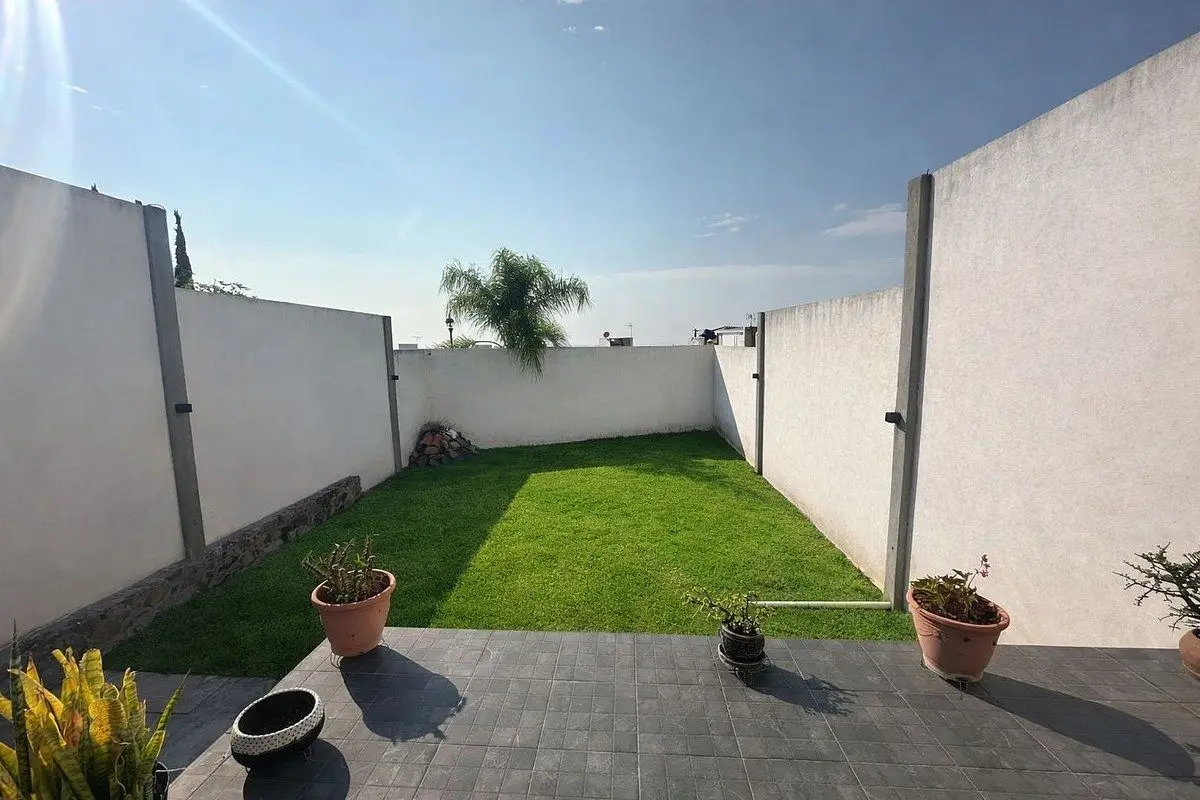 Casa en Privada con Portón Eléctrico, Col. Lomas Tzompantle. CESIÓN DE DERECHOS — foto 3