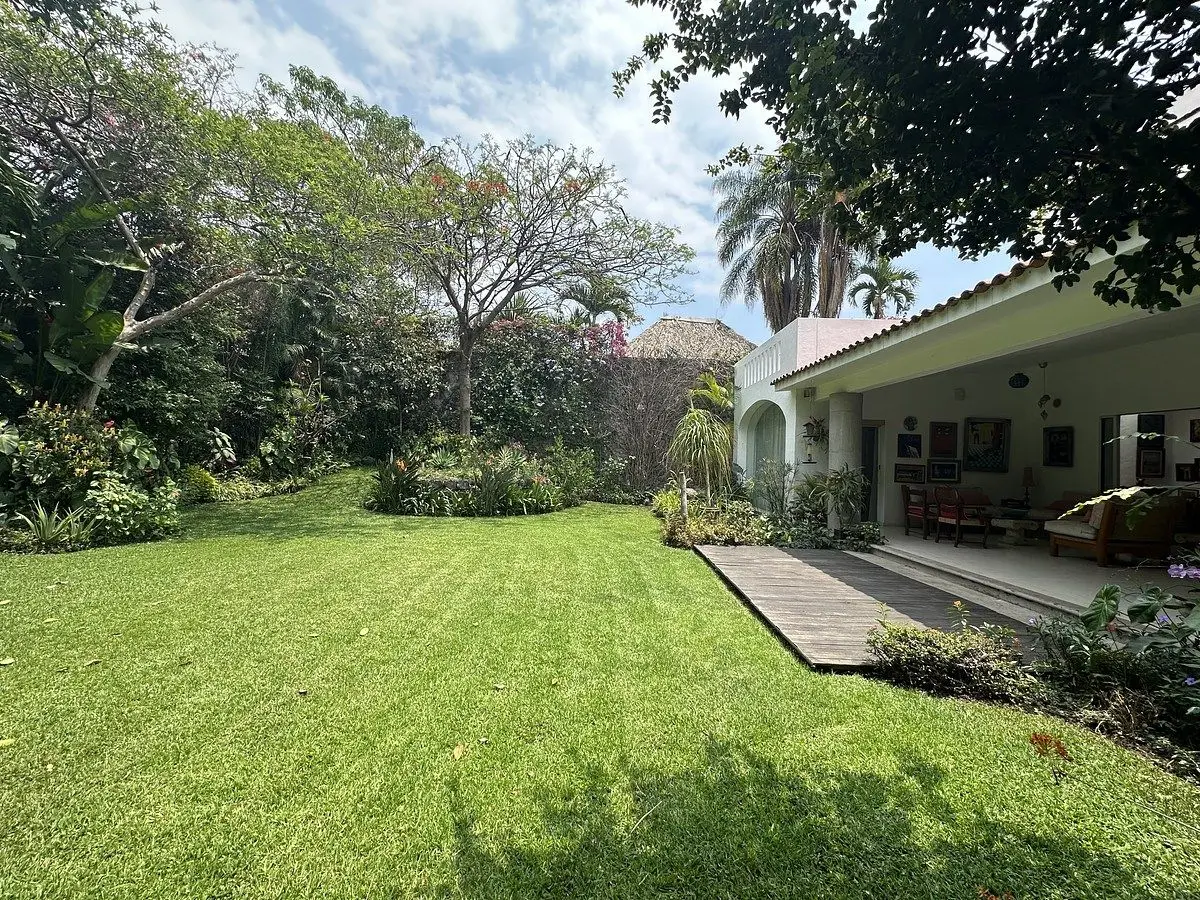 Casa en Privada con Vigilancia, Col. Vista Hermosa — foto 2