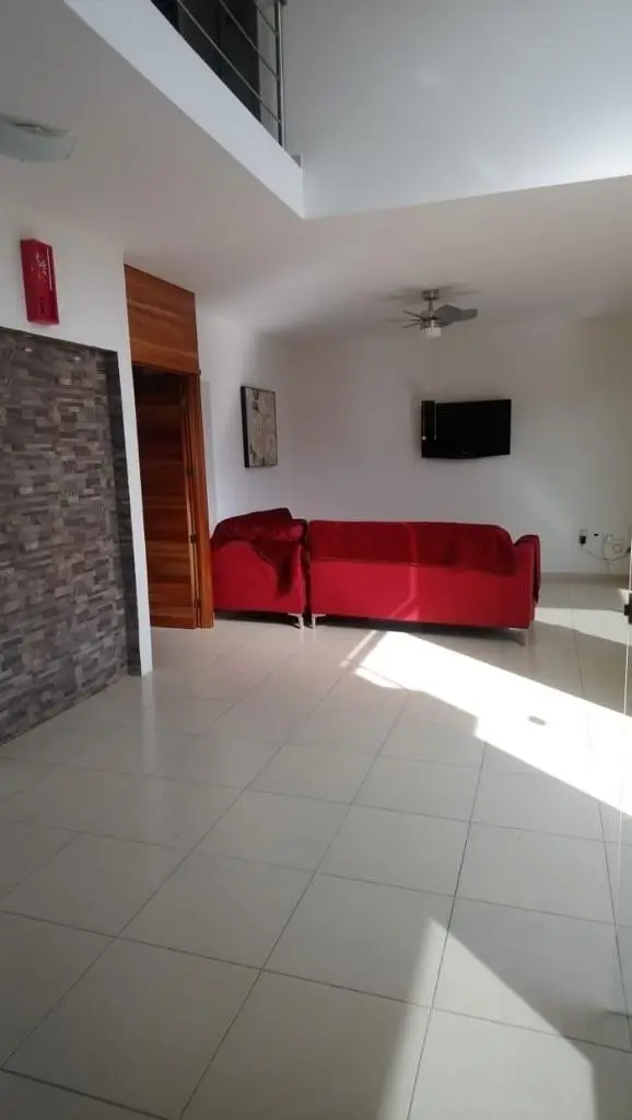 Casa Moderna en Venta, Fracc. Burgos al Sur de Cuernavaca — foto 5