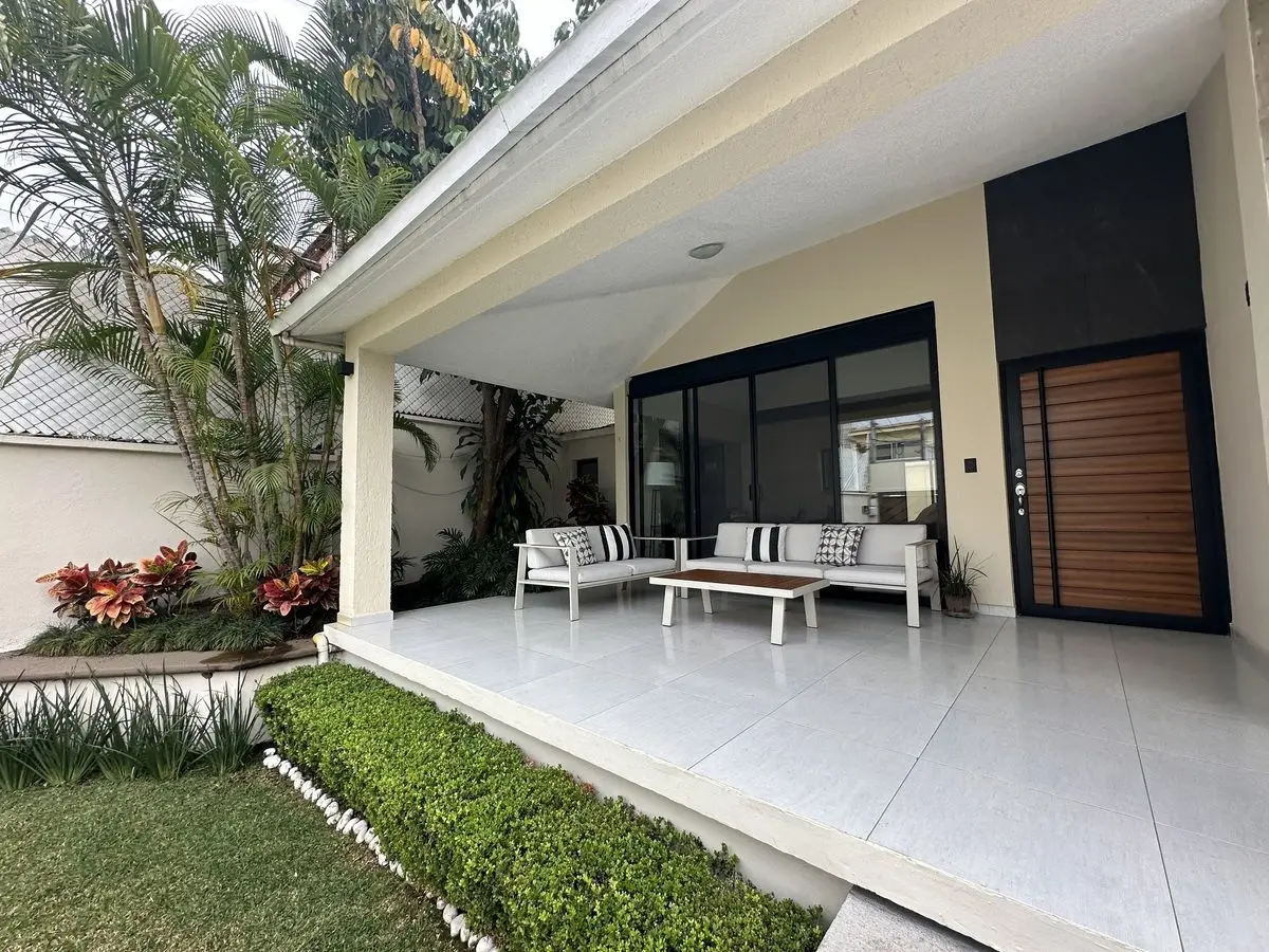 Casa Remodelada en Venta, Col. Reforma en Privada con Portón Eléctrico — foto 2