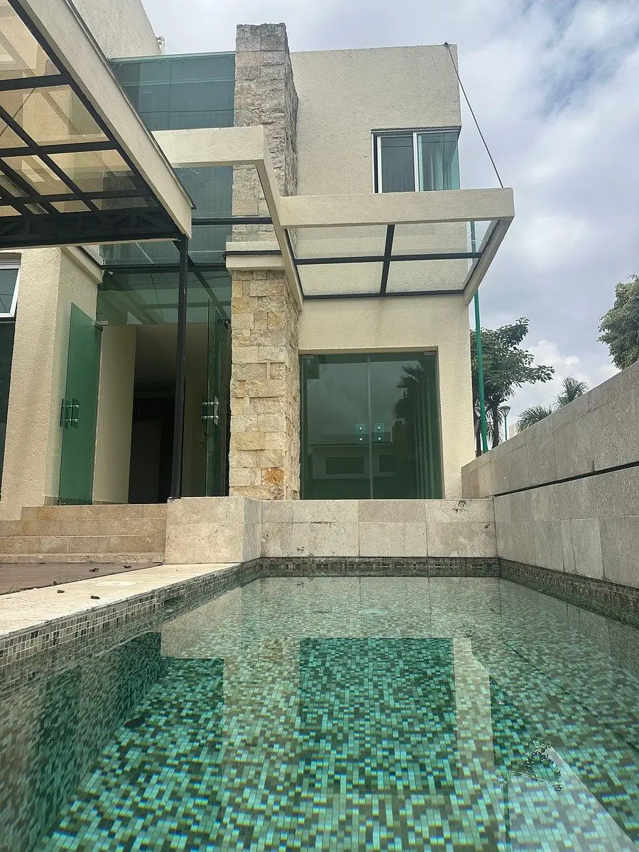Casa Moderna en Venta, Fraccionamiento con Vigilancia — foto 3
