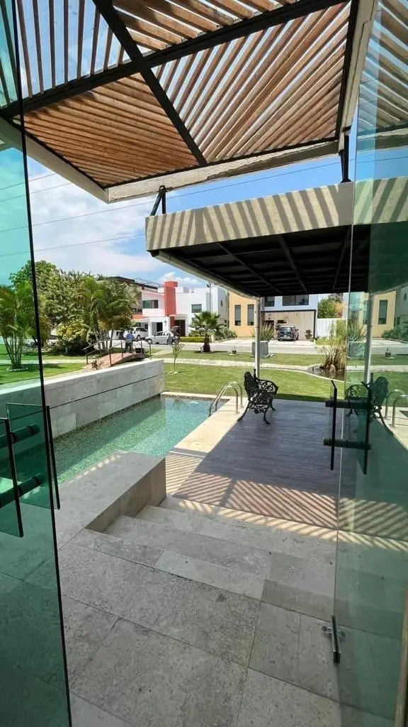 Casa Moderna en Venta, Fraccionamiento con Vigilancia — foto 4