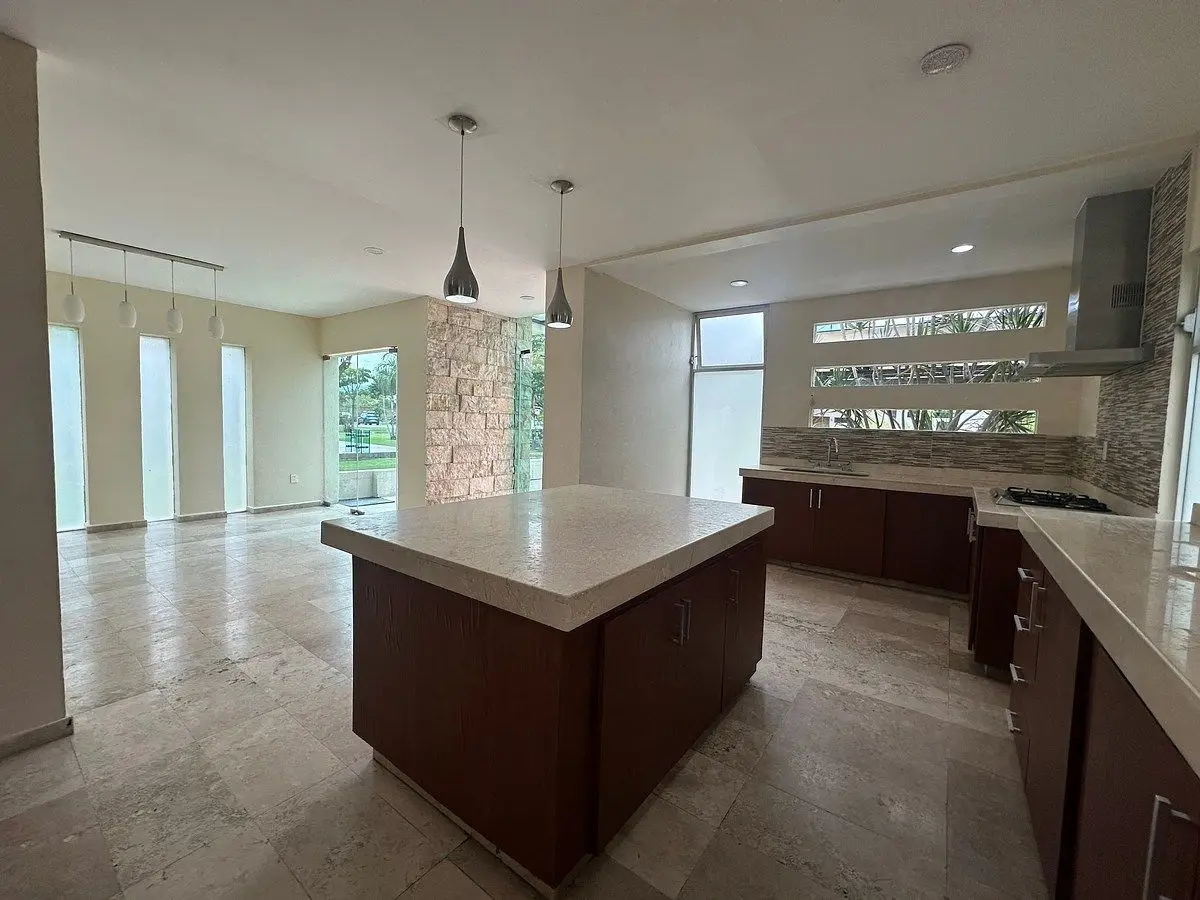 Casa Moderna en Venta, Fraccionamiento con Vigilancia — foto 9