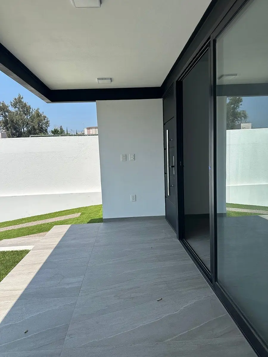 Casa Univel Nueva en Venta, Col. Lomas de Cortés con Vigilancia — foto 3