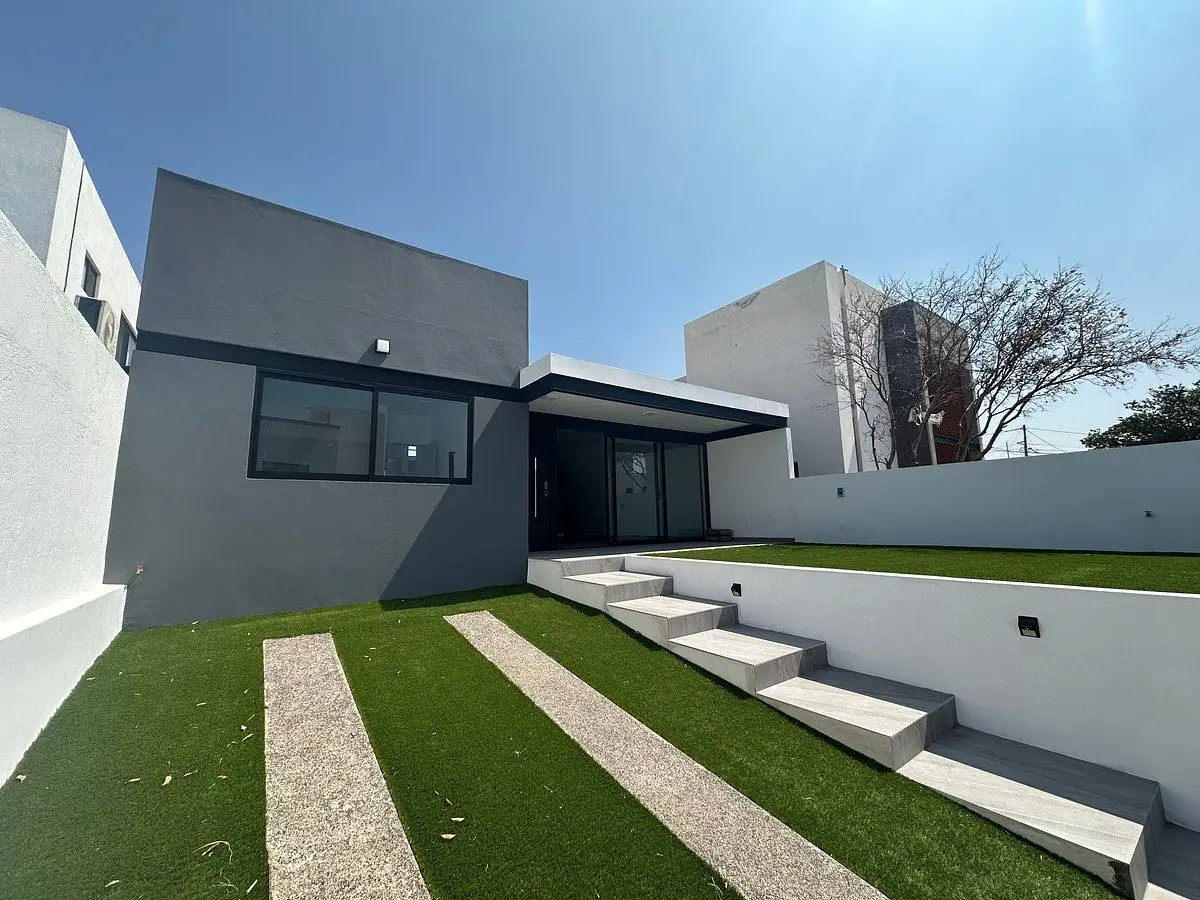 Casa Univel Nueva en Venta, Col. Lomas de Cortés con Vigilancia — foto 5