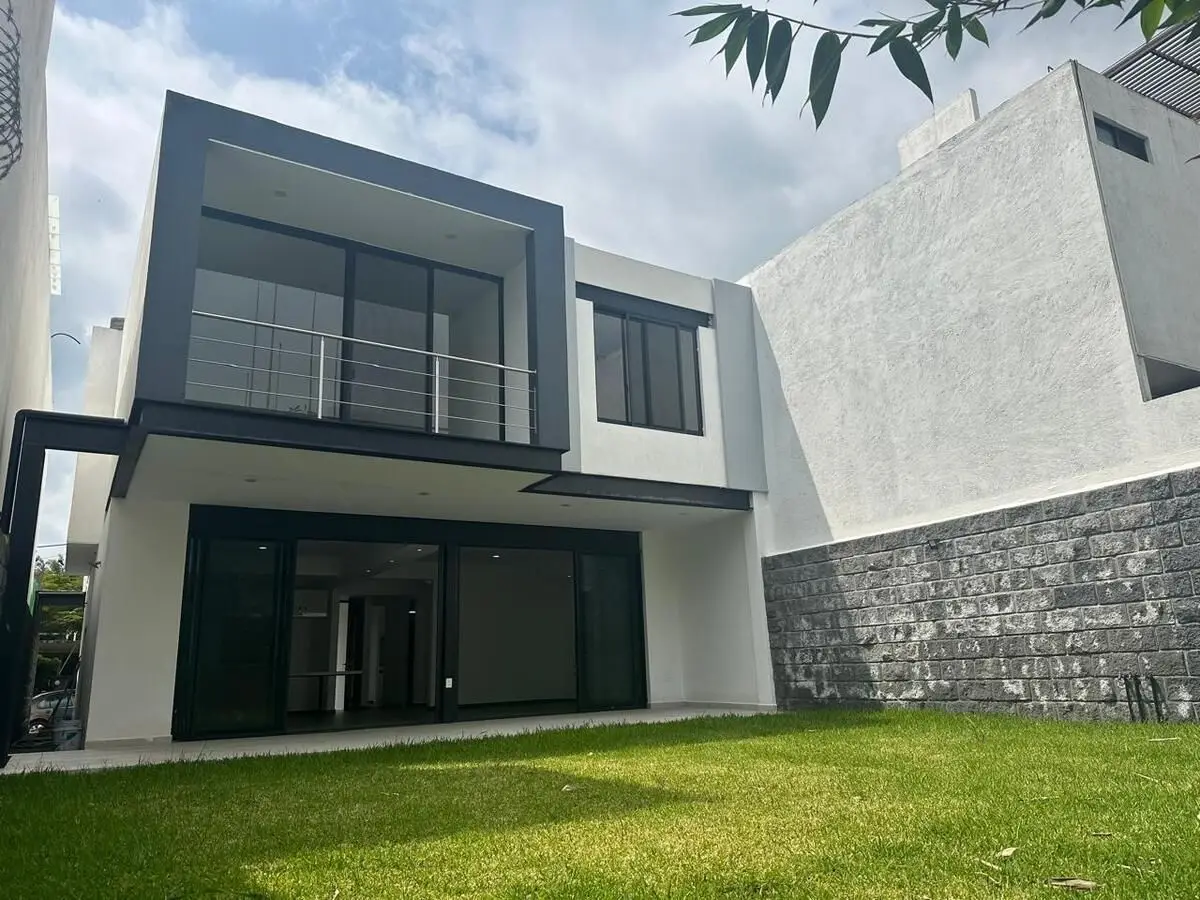Casa Nueva en Venta, Privada con Vigilancia, Zona Norte — foto 2