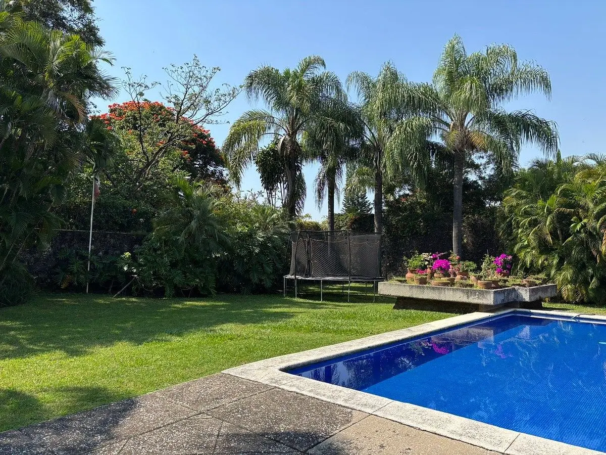 Casa Sola en Venta y Renta, Col. Vista Hermosa — foto 2