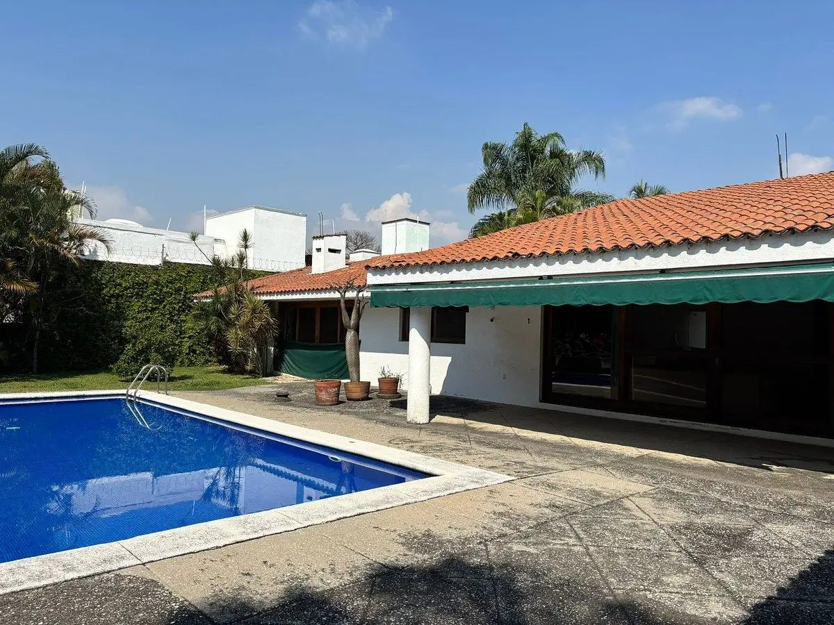 Casa Sola en Venta y Renta, Col. Vista Hermosa — foto 10
