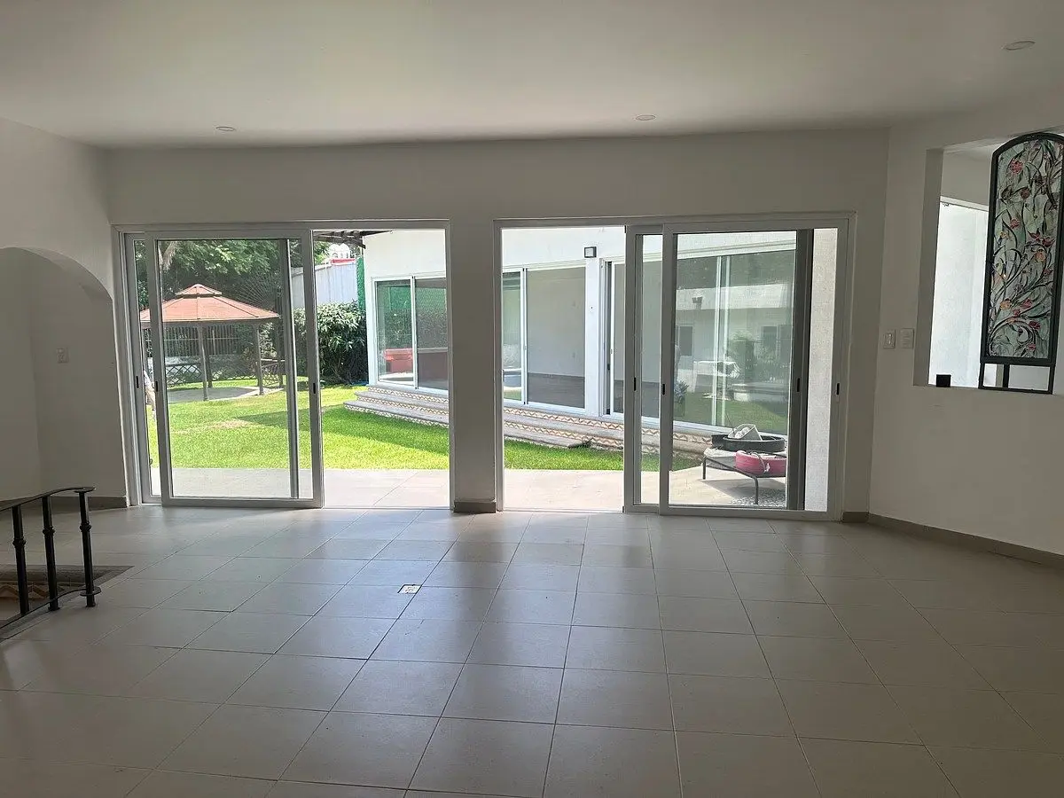 Casa Univel en Venta, Fracc. Provincias del Canadá — foto 4
