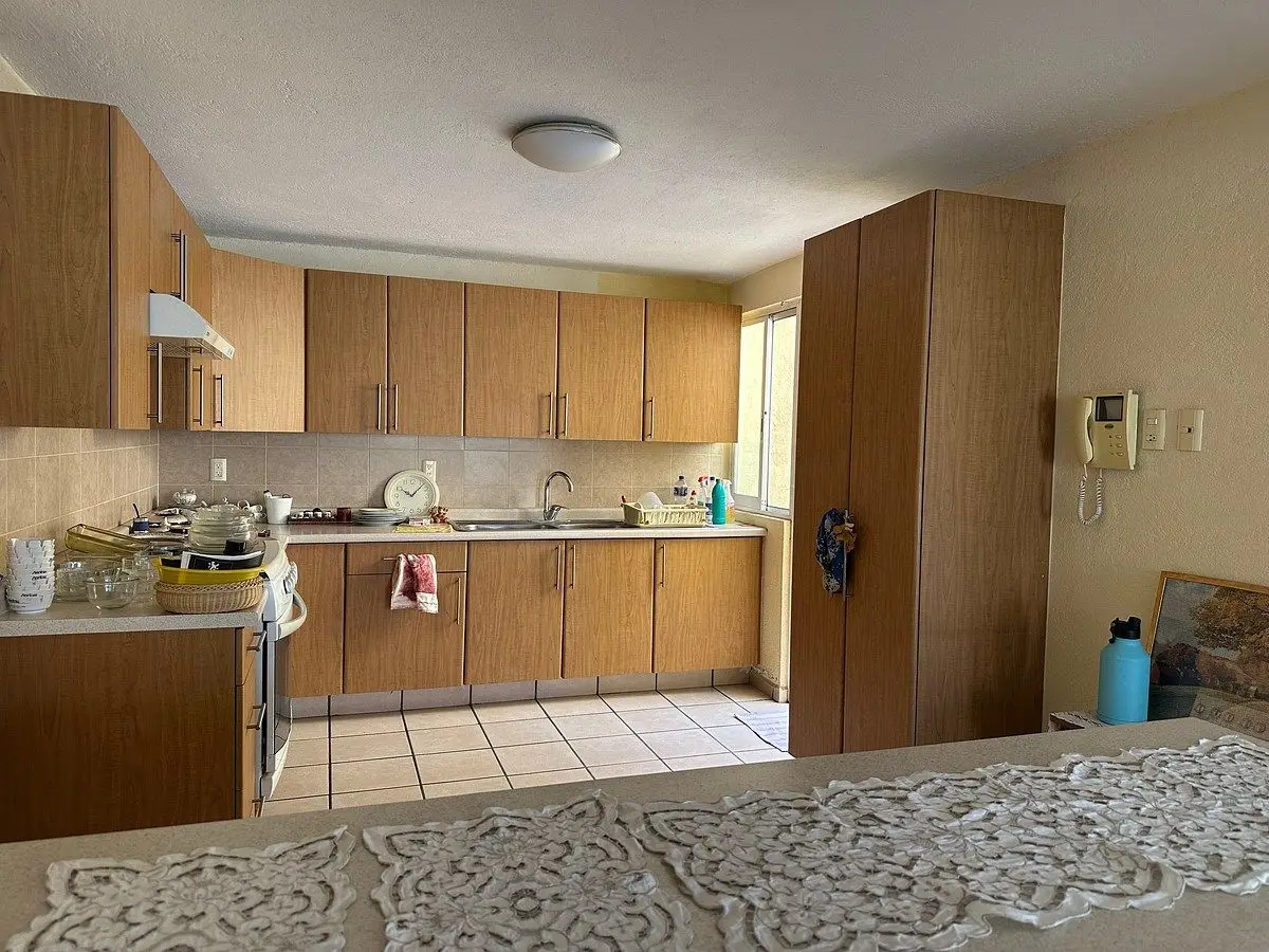 Casa Sola en Venta, SIN VIGILANCIA, Col. Lomas de Cortés. — foto 3