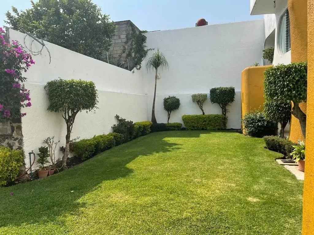 Casa Sola en Venta con Uso de Suelo Mixto. Col. Pradera, — foto 2