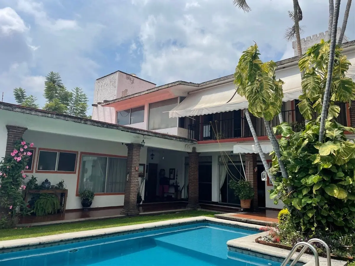 Casa Sola en Venta, Col. Lomas de Cortes — foto 2