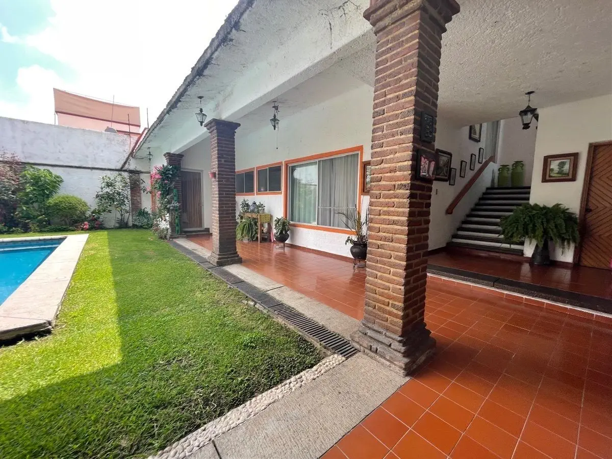 Casa Sola en Venta, Col. Lomas de Cortes — foto 5