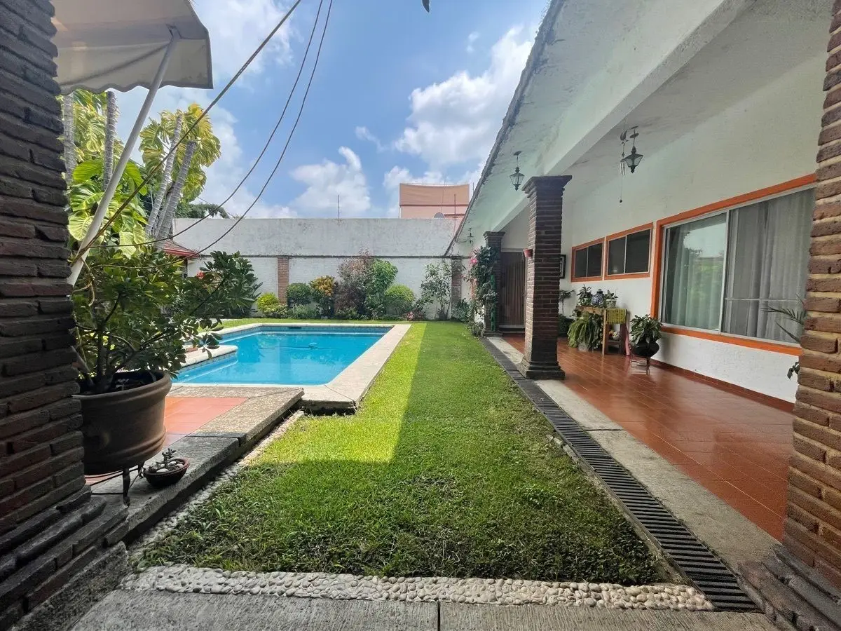 Casa Sola en Venta, Col. Lomas de Cortes — foto 6