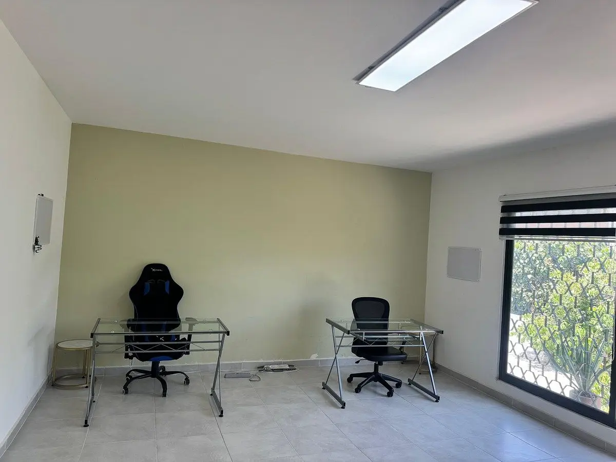 Oficinas en Renta de $3,800 a $6,500 Privada Col. Jacarandas — foto 5