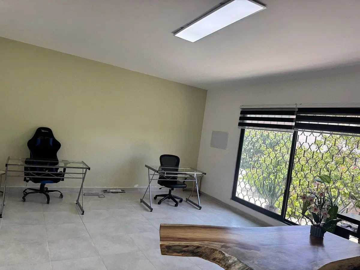 Oficinas en Renta de $3,800 a $6,500 Privada Col. Jacarandas — foto 6