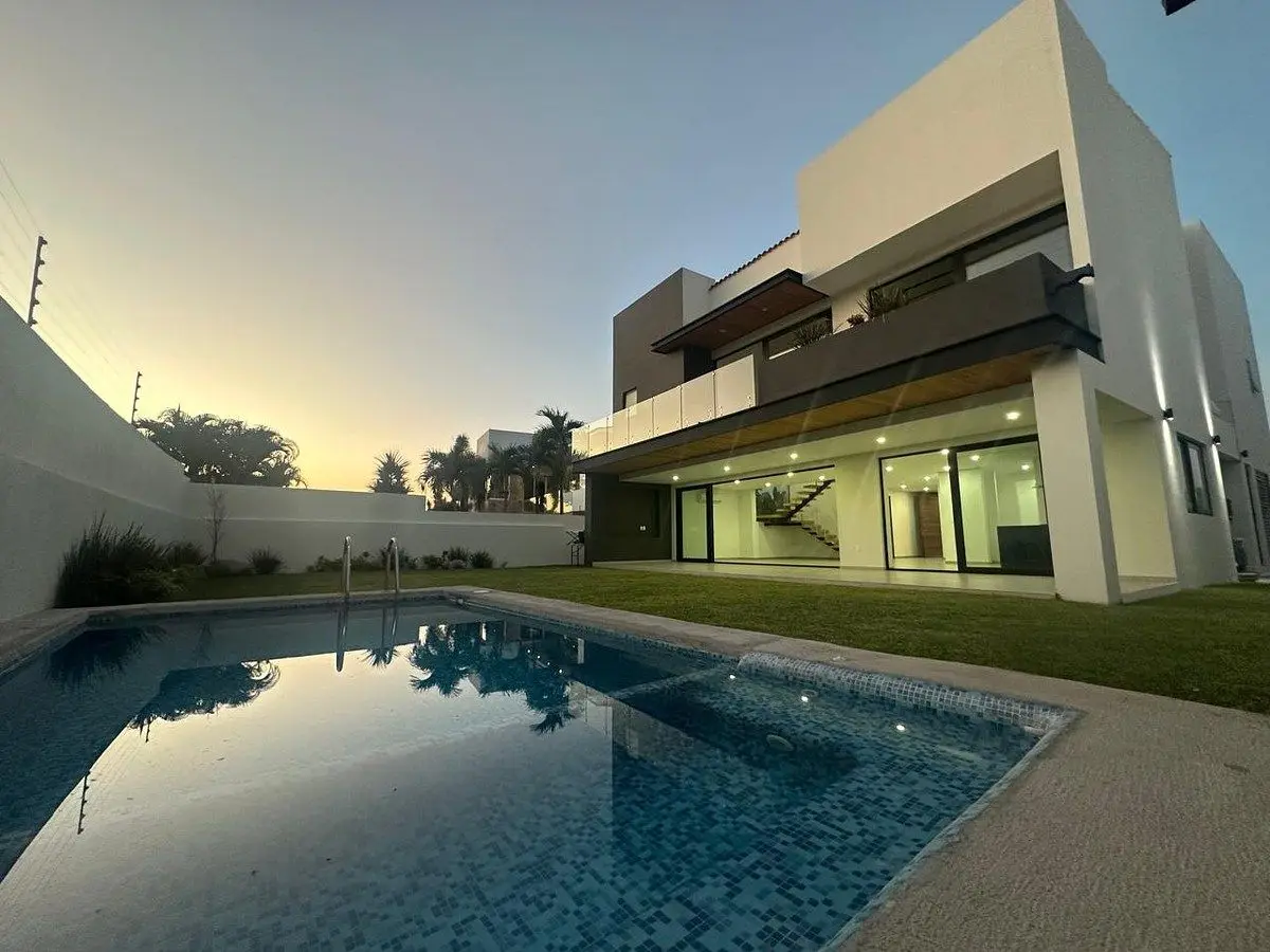 Casa en Venta, Club de Golf Paraiso Country Club al Sur de Cuernavaca