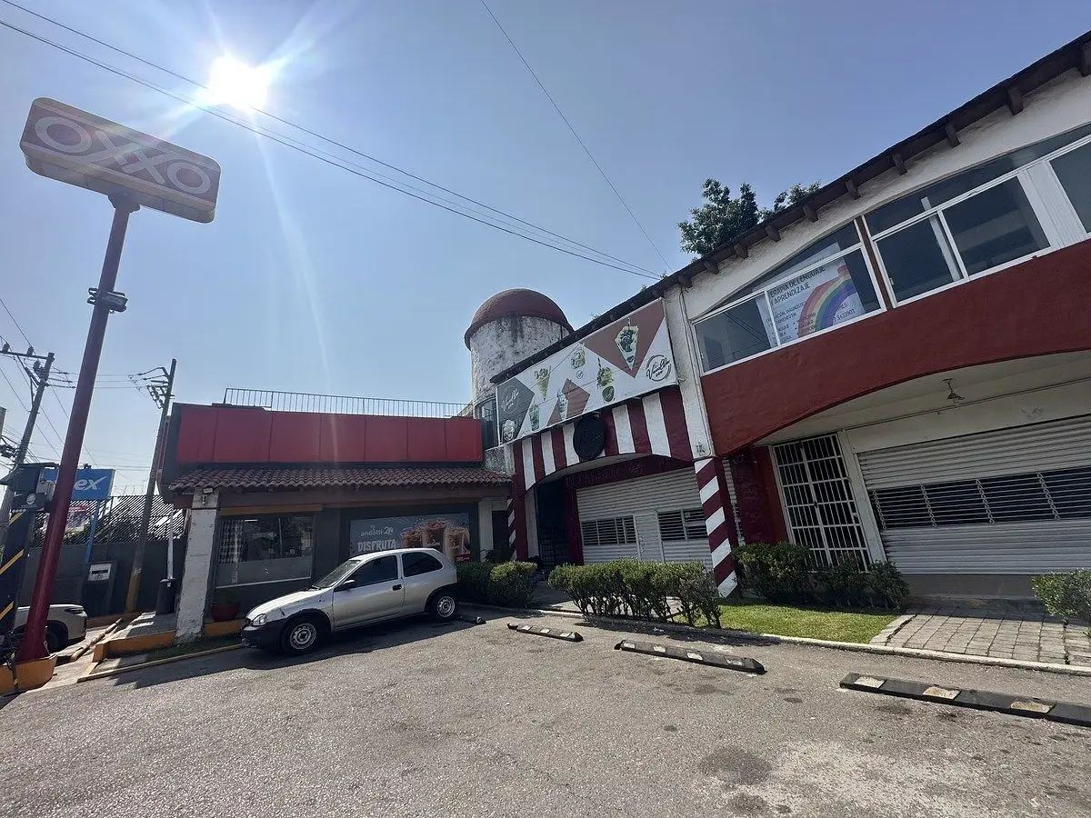 Plaza Comercial en Venta, en Av. Comercial, Col.Atlacomulco
