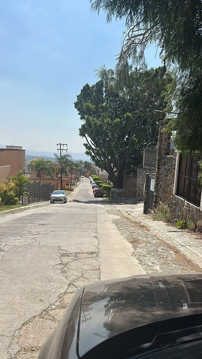 Terreno en Venta al Norte de Cuernavaca, Fracc. en Lomas Tzompantle — foto 2