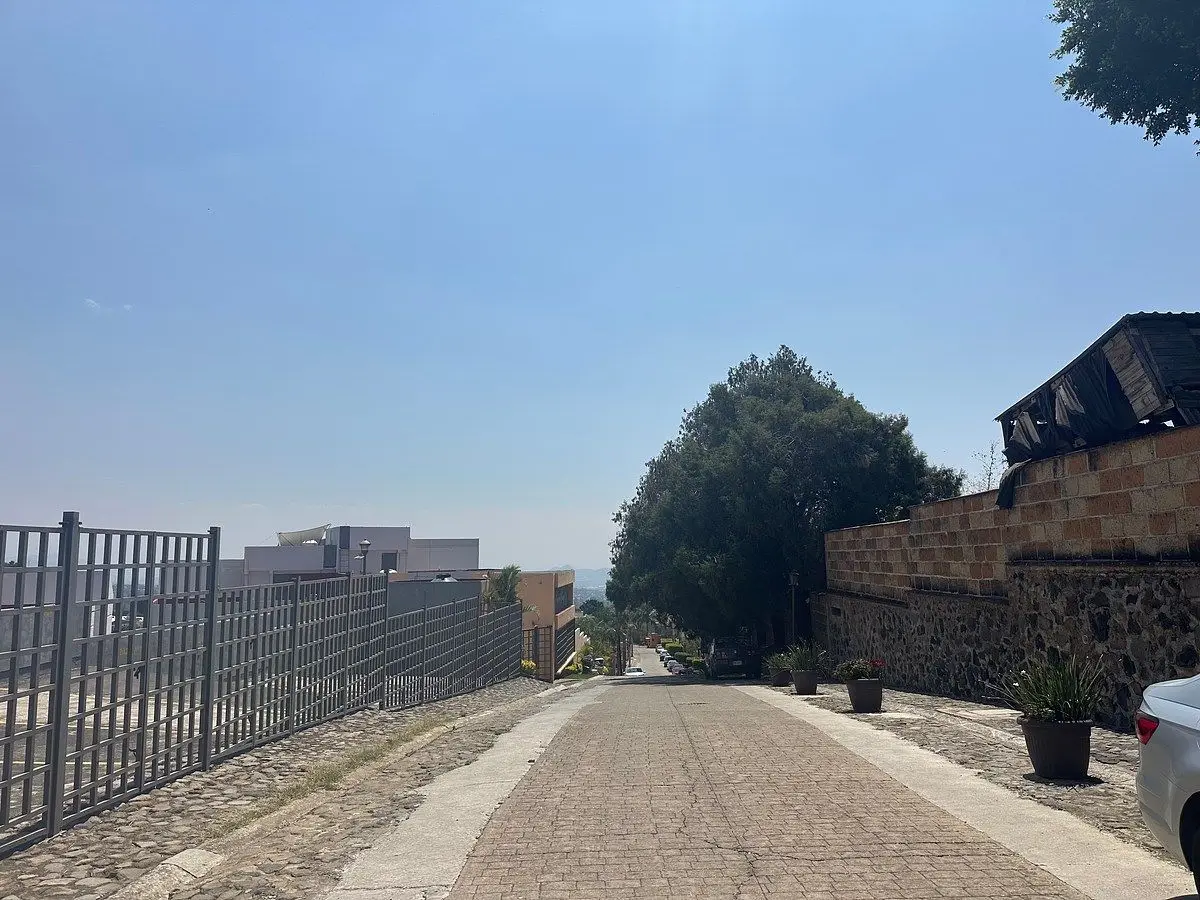 Terreno en Venta al Norte de Cuernavaca, Fracc. en Lomas Tzompantle — foto 6