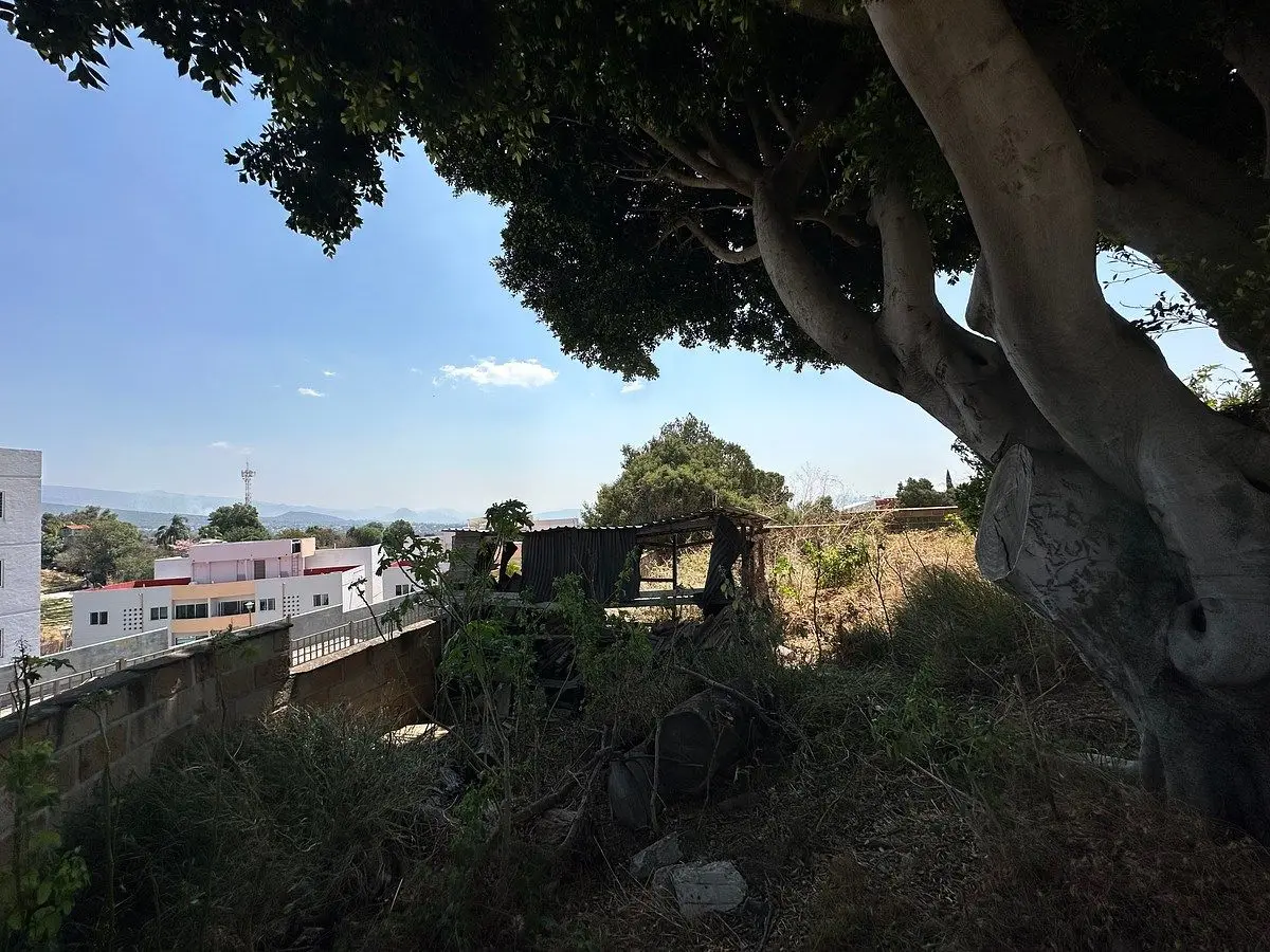 Terreno en Venta al Norte de Cuernavaca, Fracc. en Lomas Tzompantle — foto 9