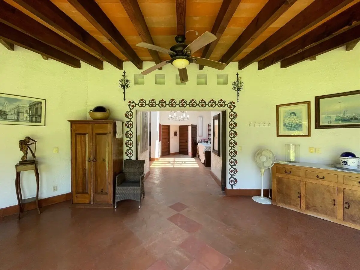 Casa en Venta en Privada con Vigilancia, Col. Lomas de Cuernavaca — foto 3