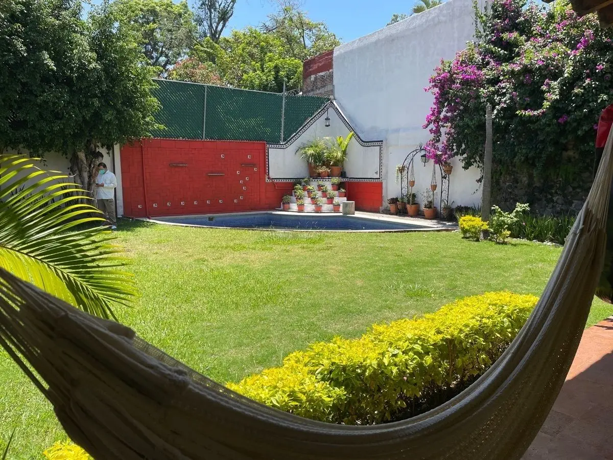 Casa en Venta en Privada con Vigilancia, Col. Lomas de Cuernavaca — foto 4