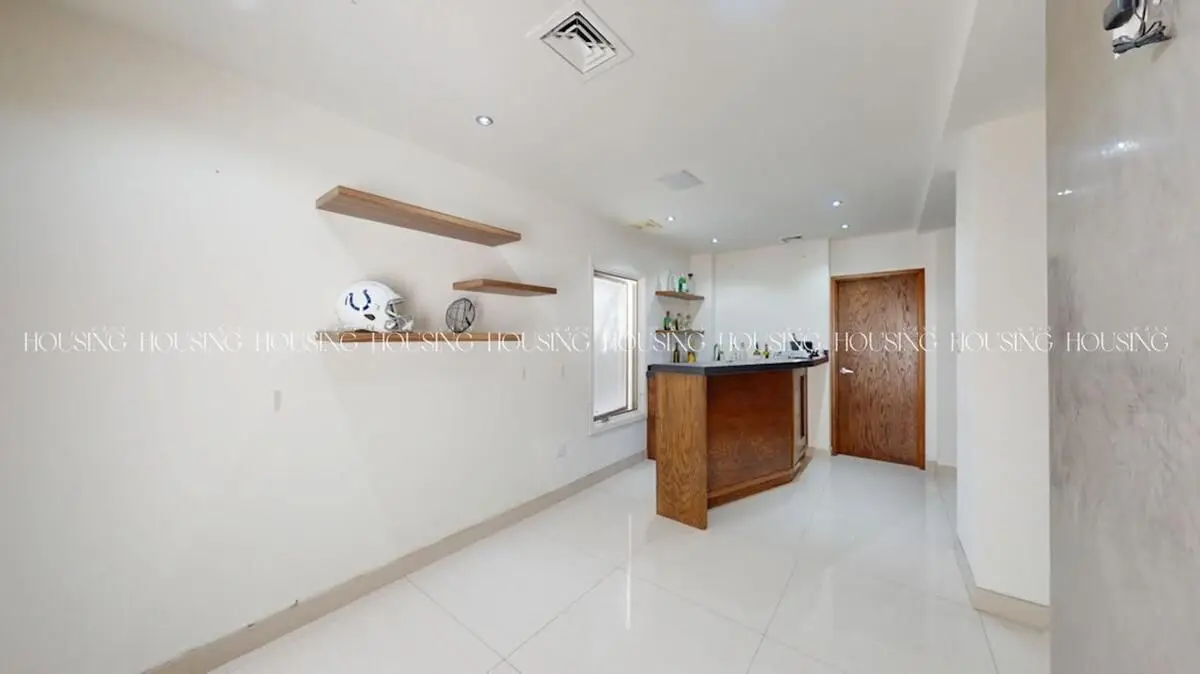 Casa-Oficinas en Venta Frente a Parque en Zona San Felipe — foto 5